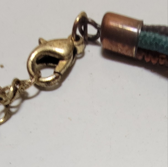 VTG* Brass jeweled pendant/choker necklace. - Picture 5 of 5